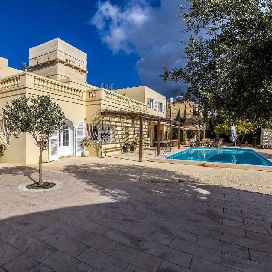 Villa Real Estate in Malta